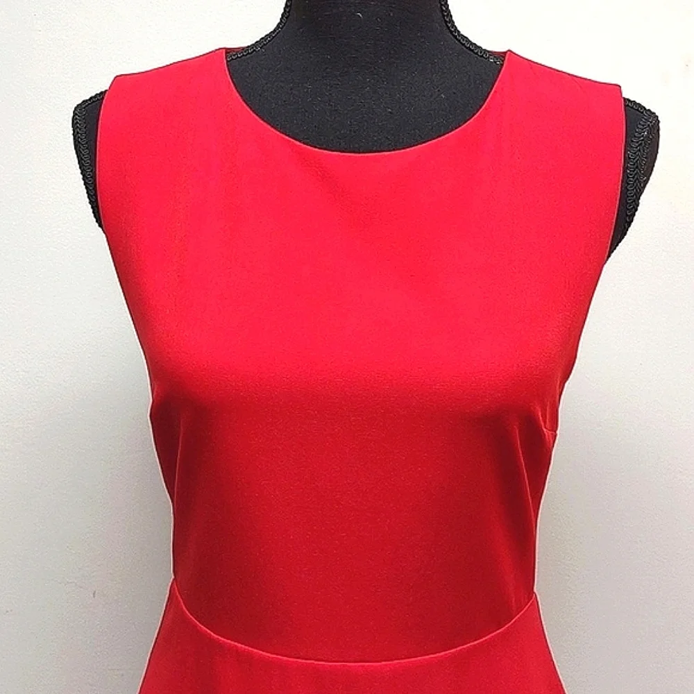 LuLu's Flirt and Flair Red Backless Mini Skater Dress Size Medium EUC - Picture 6 of 13